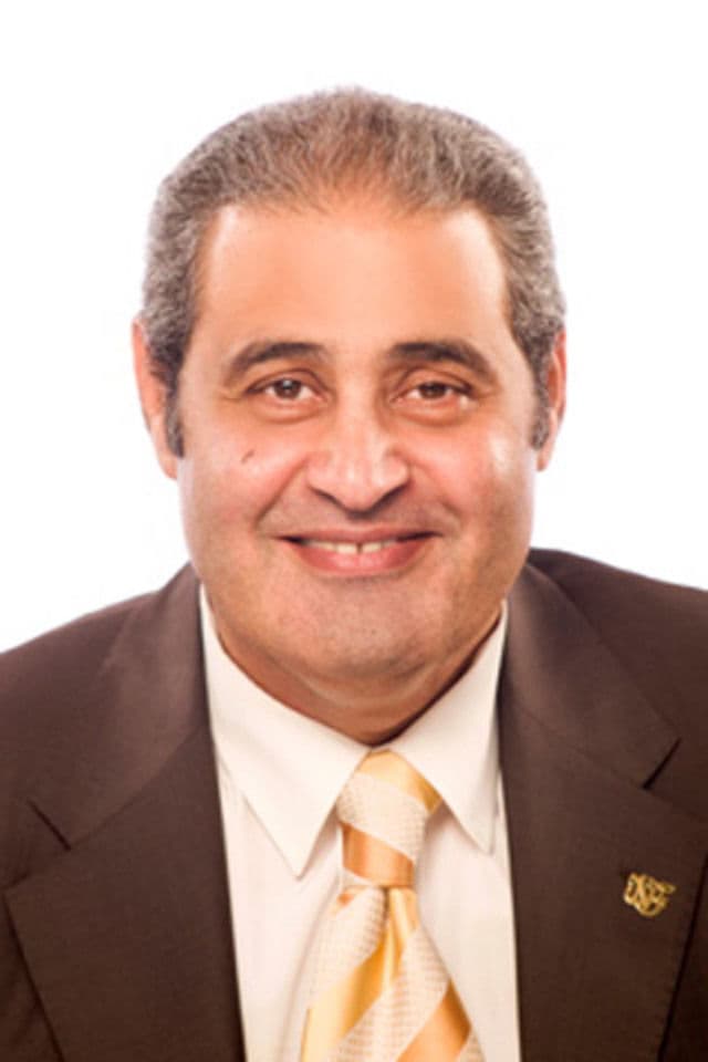 د. نبيل فاروق